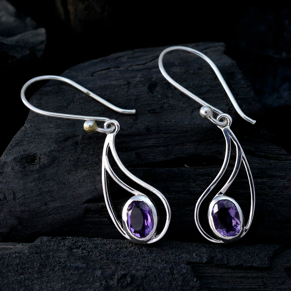 Amethyst Italian Lucy Solitaire Dangle Purple Silver Earring - Image 2