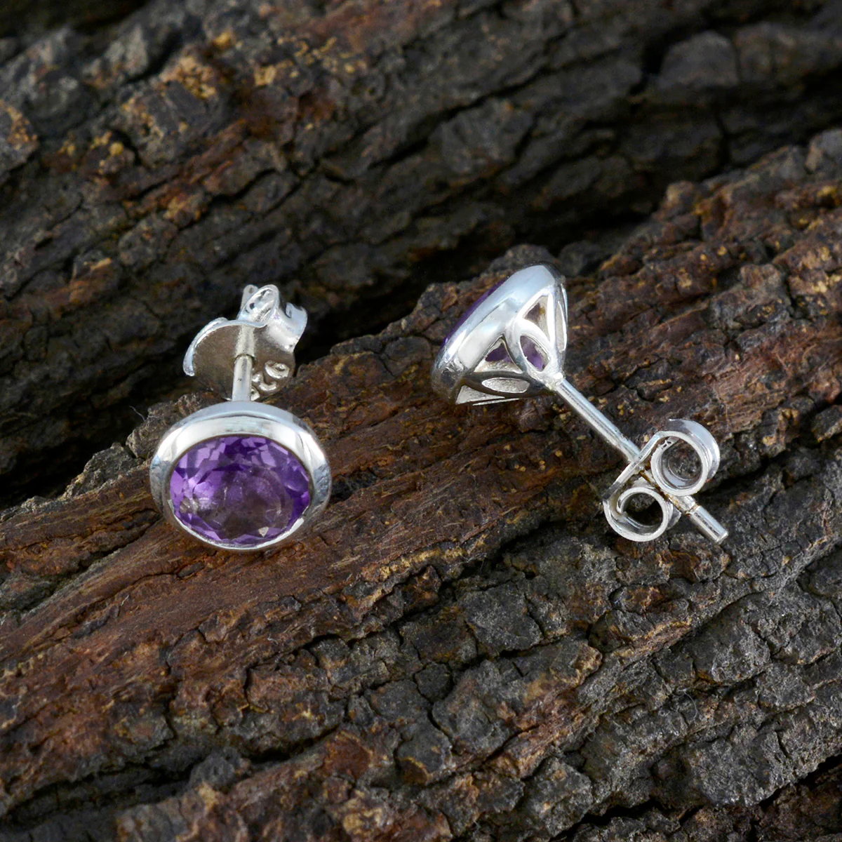 Amethyst Japanese Mei Solitaire Stud Purple 92.5 Silver Earring - Image 3