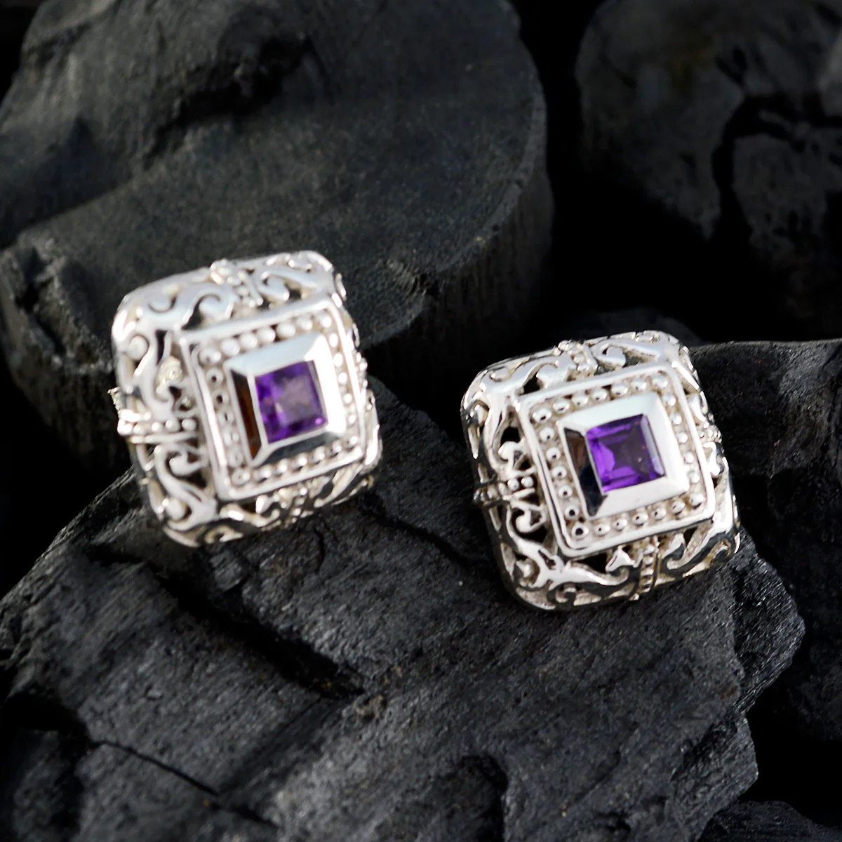 Amethyst Moroccan Ji-eun Solitaire Stud Purple Sterling Silver Earring - Image 2