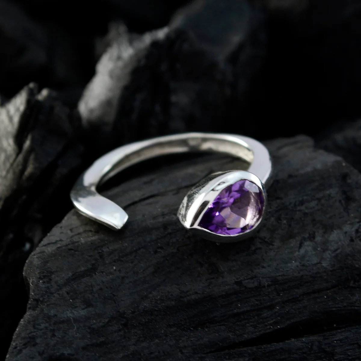 Amethyst Solitaire Egyptian Sterling Silver Purple Gems Featherlight Fairytale Ring Jewelry - Image 5