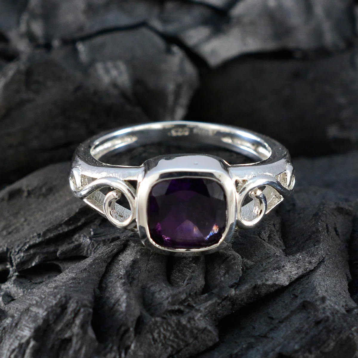 Amethyst Solitaire German Silver Purple Gemstone Featherlight Modern Ring Jewellery - Image 4