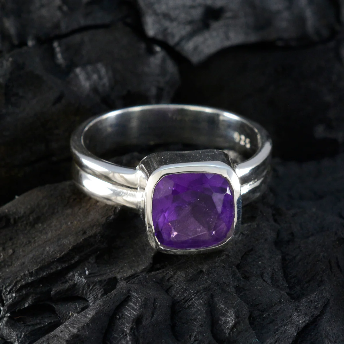 Amethyst Solitaire Moroccan 92.5 Silver Purple Gemstones Tiny Glamorous Ring Jewellery - Image 4