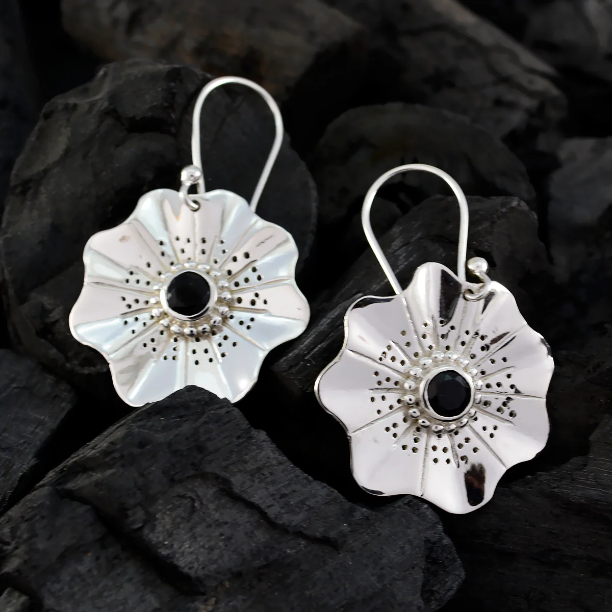Black Onyx Mexican Aaliyah Solitaire Dangle Black 92.5 Silver Earring - Image 2