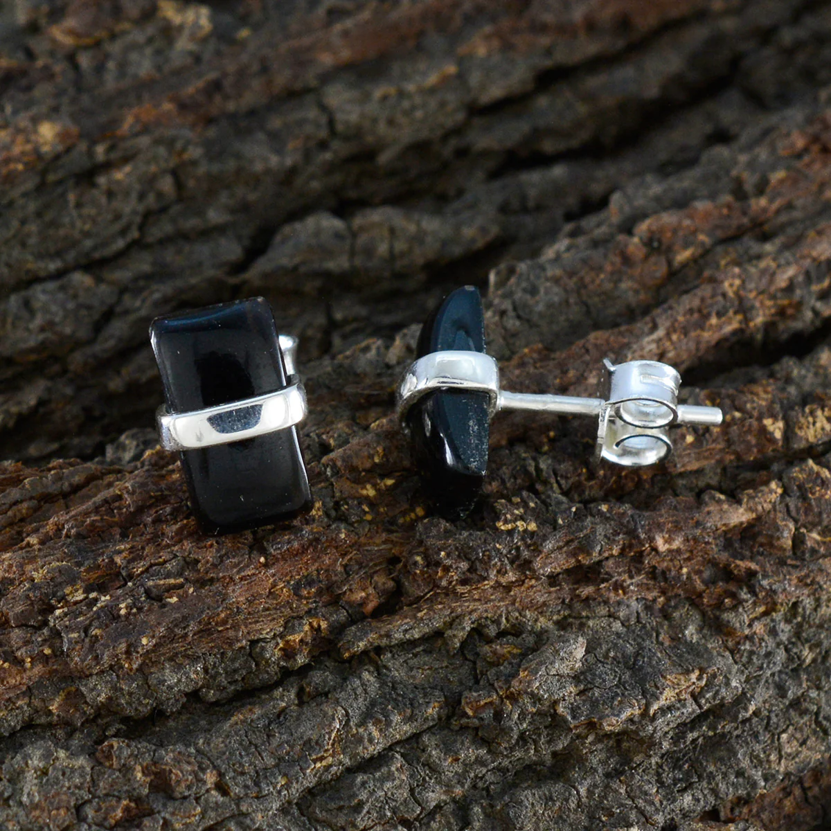 Black Onyx Middle Eastern Grace Solitaire Stud Black 925 Silver Earring - Image 3