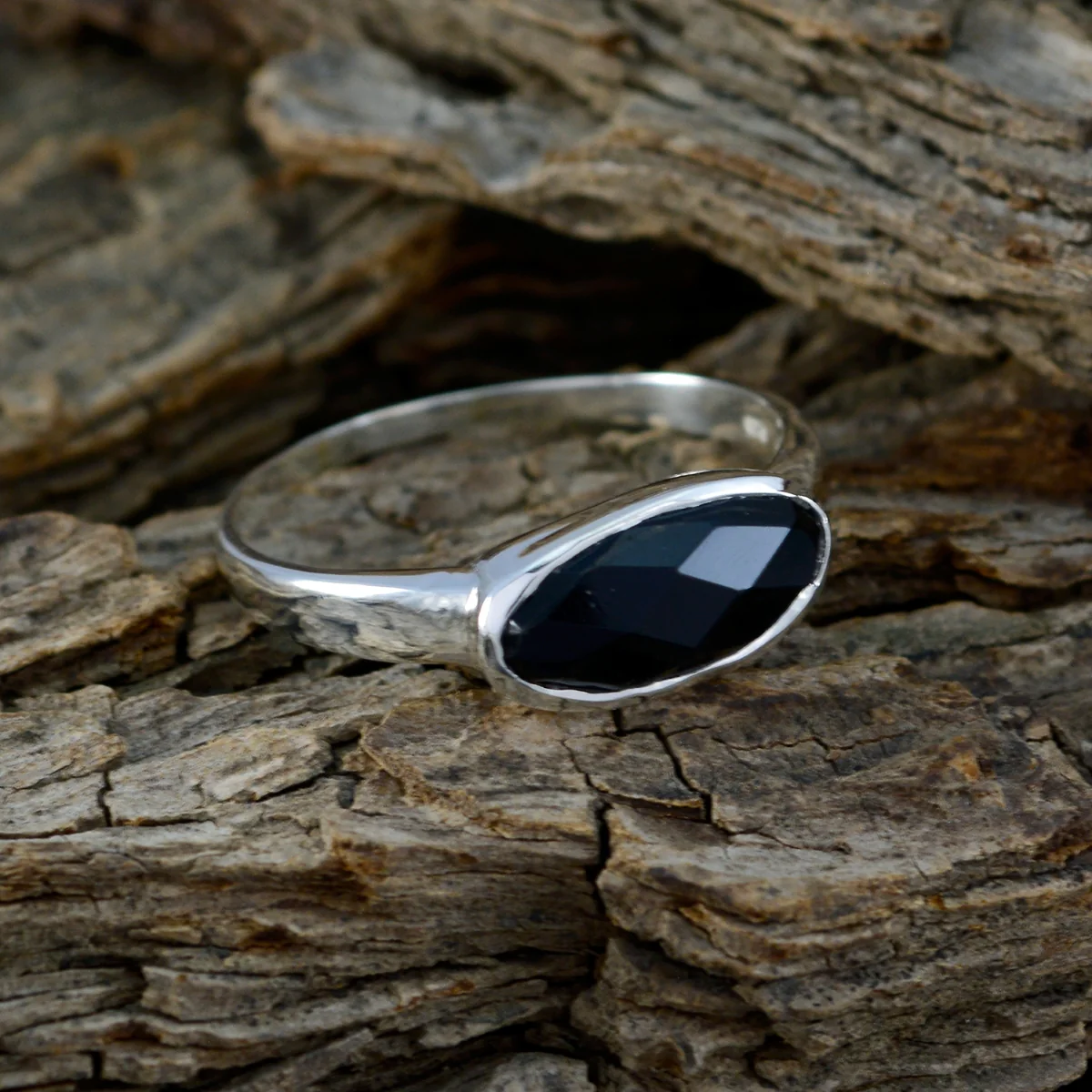 Black Onyx Solitaire American 92.5 Silver Black Gems Dainty Trendy Ring Jewellery - Image 4