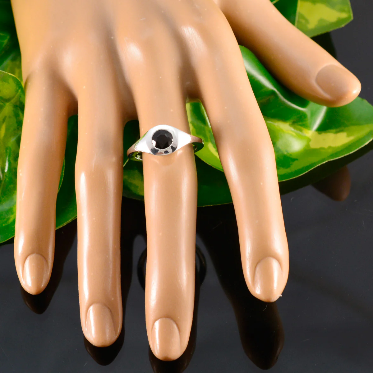 Black Onyx Solitaire Indian Sterling Silver Black Gemstone Featherlight Graceful Ring Jewellery - Image 5