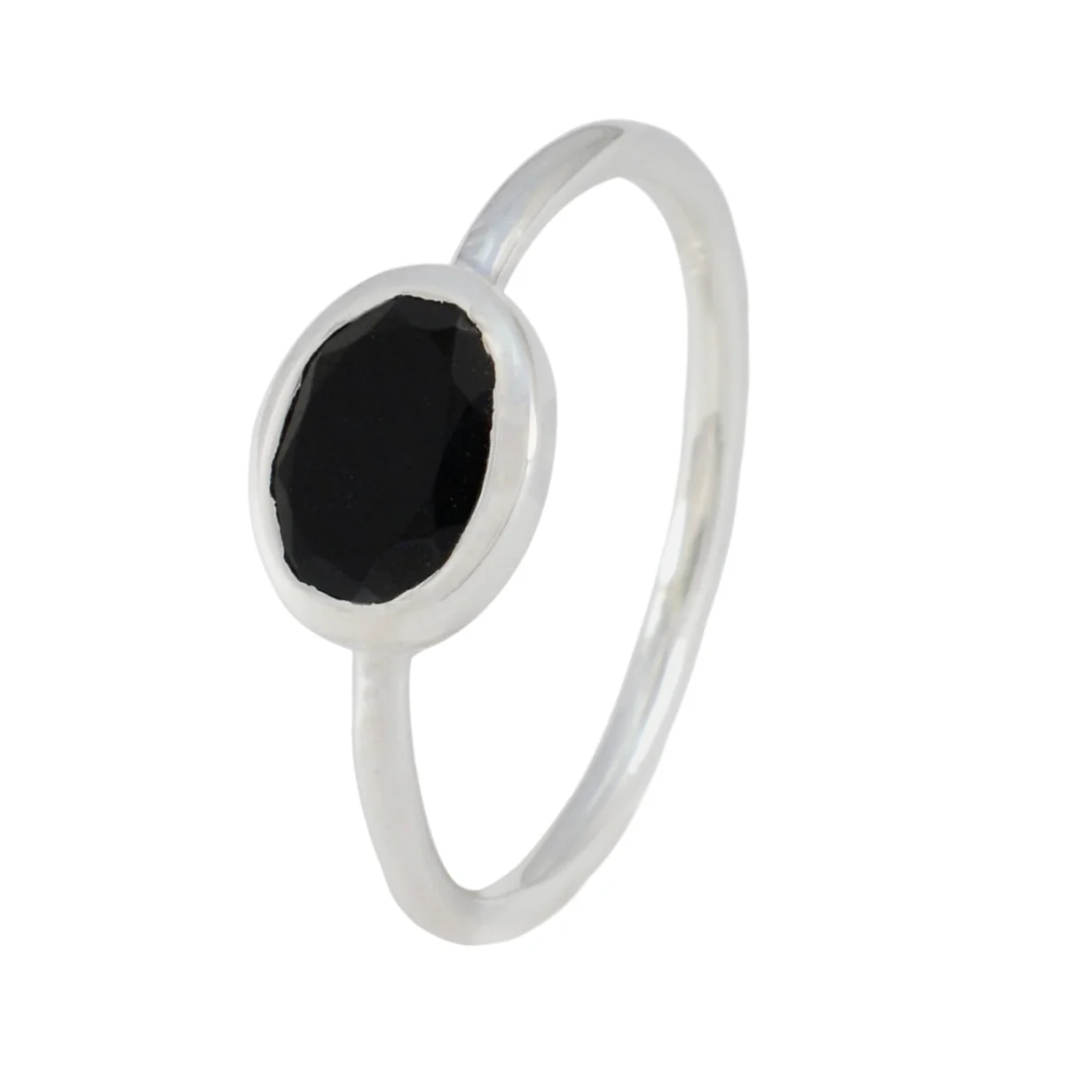 Black Onyx Solitaire Japanese 92.5 Silver Black Gemstone Elegant Sophisticated Ring Jewellery - Image 2
