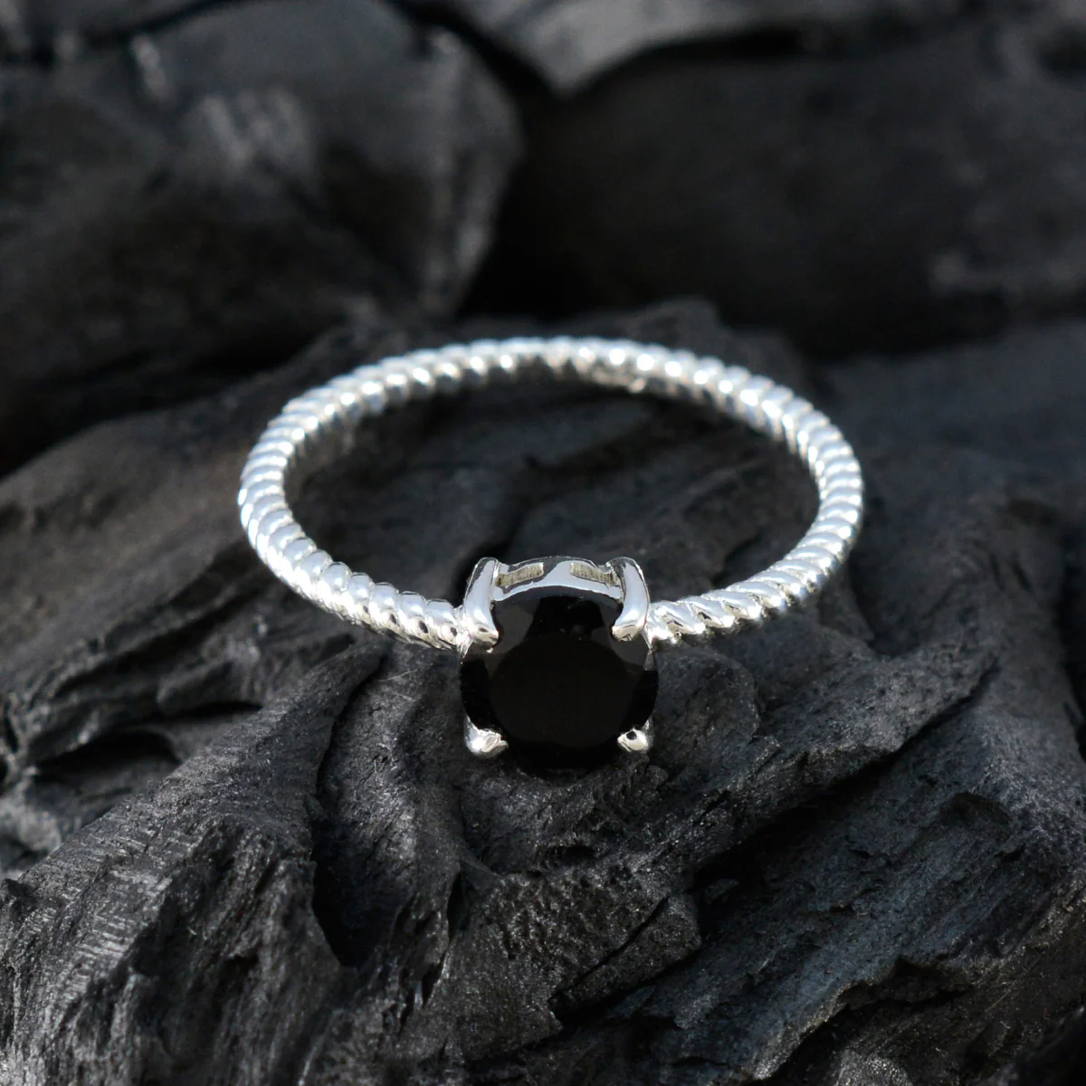 Black Onyx Solitaire Korean 92.5 Silver Black Gems Delicate Twist Ring Jewellery - Image 4