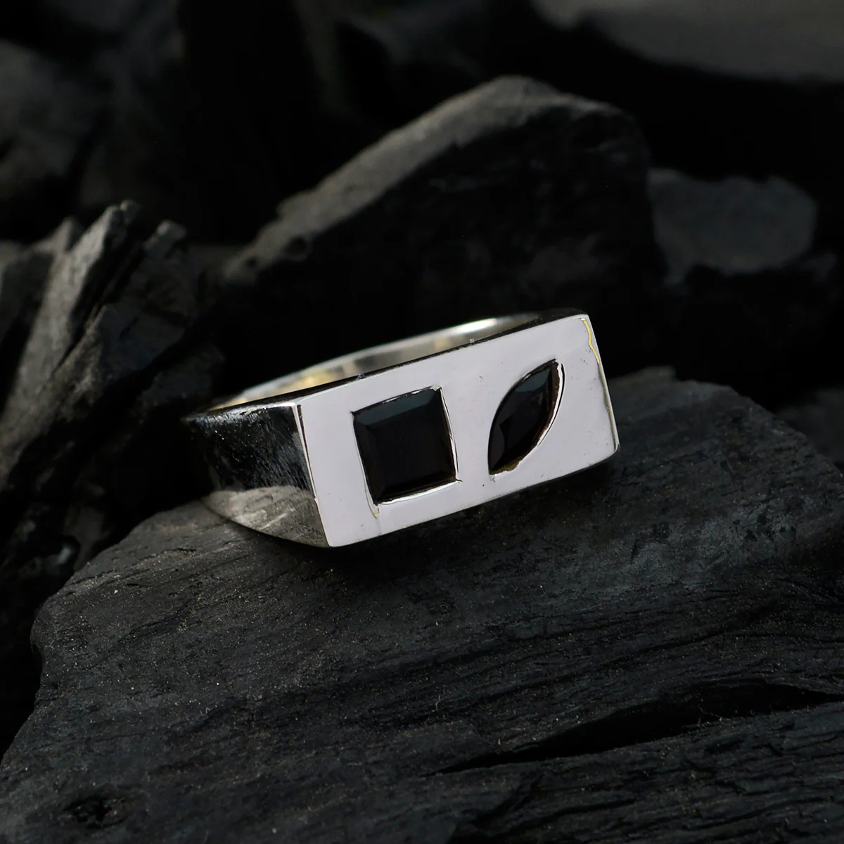 Black Onyx Toi et Moi German Sterling Silver Black Gemstone Tiny Boho Ring Jewelry - Image 5