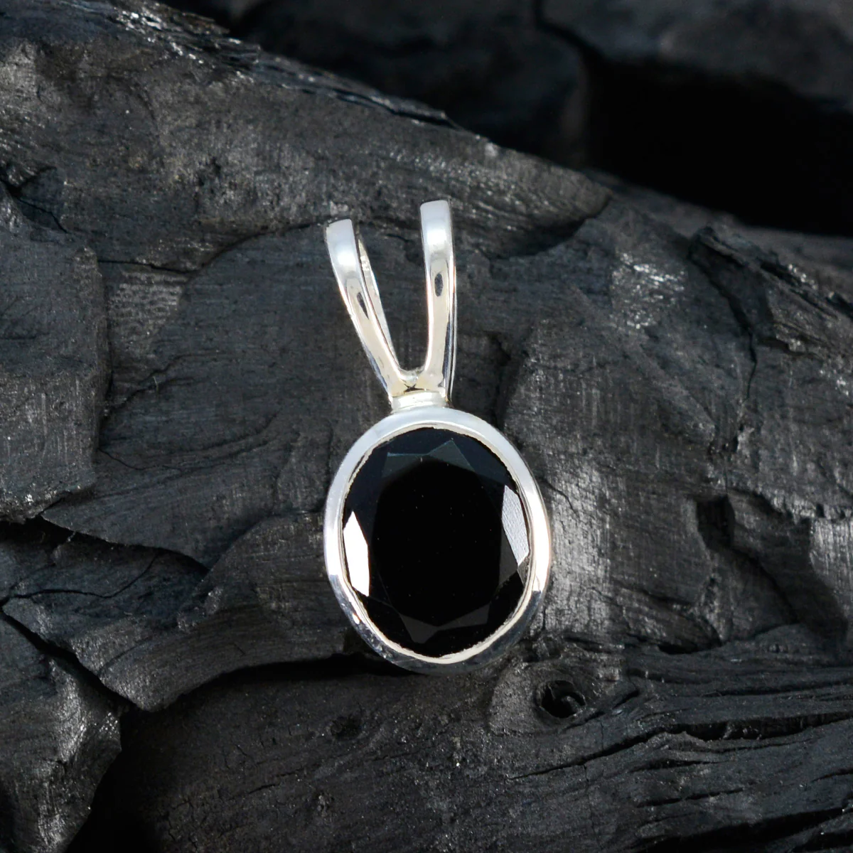 Black Onyx Whisper-thin German Silver Solitaire Julia Eternity Black Pendant Jewelry - Image 4