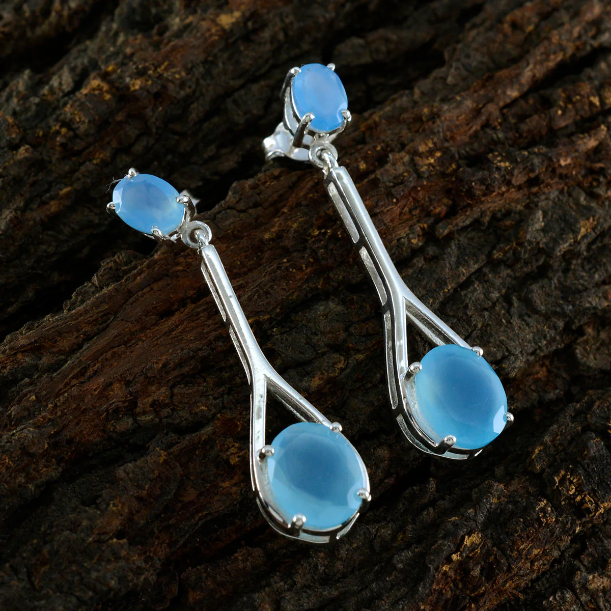 Blue Chalcedony American Jia Toi et Moi Stud Blue Silver Earring - Image 3