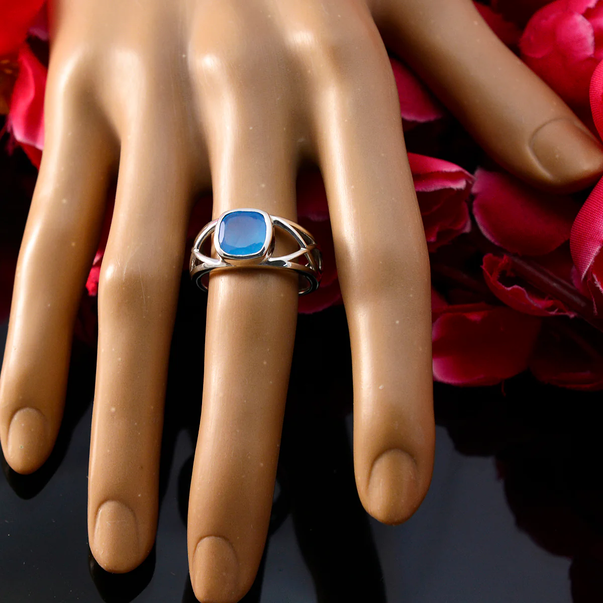Blue Chalcedony Solitaire African 925 Silver Blue Gems Tiny Abstract Ring Jewellery - Image 5