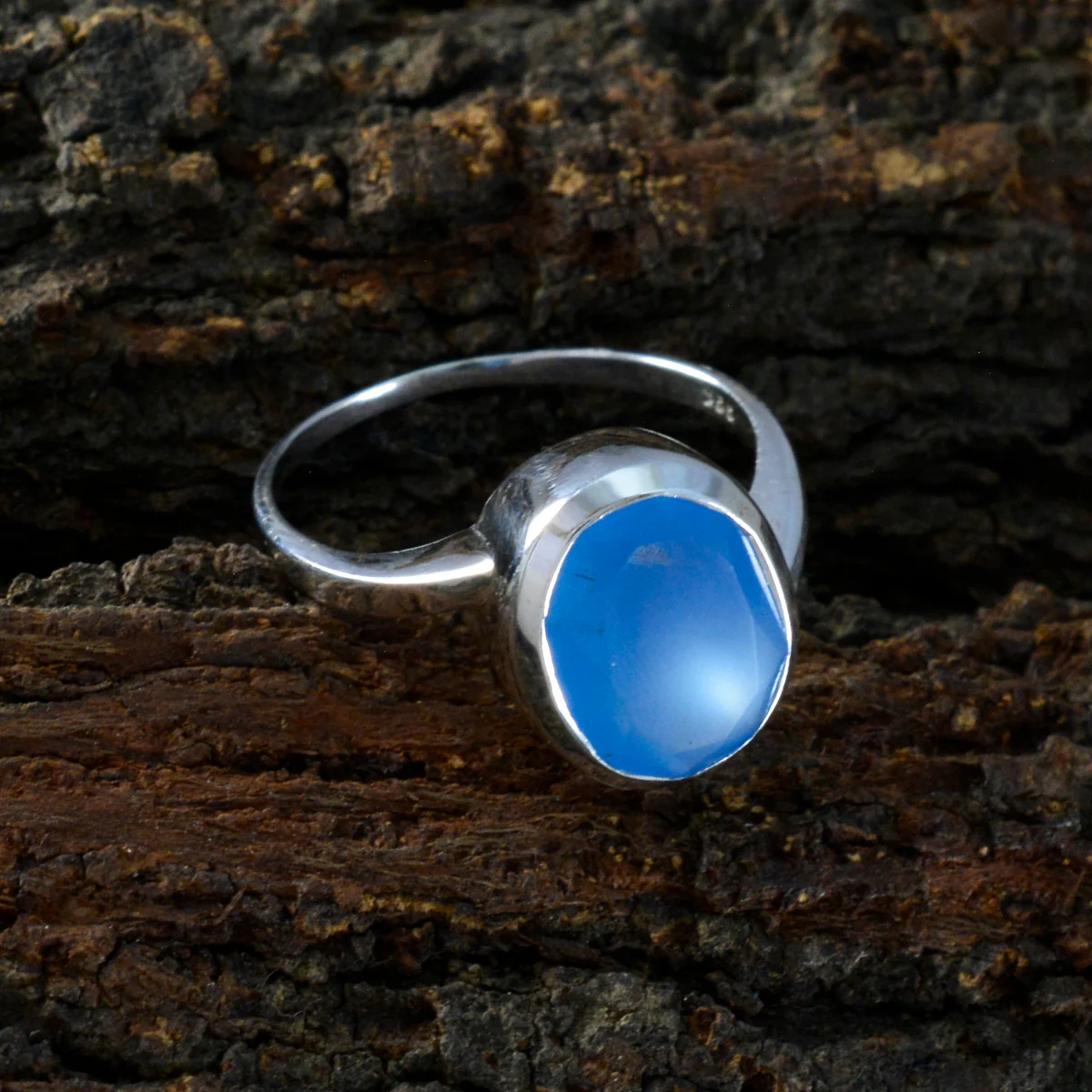Blue Chalcedony Solitaire Korean Sterling Silver Blue Gemstones Whisper-thin Contemporary Ring Jewellery - Image 3