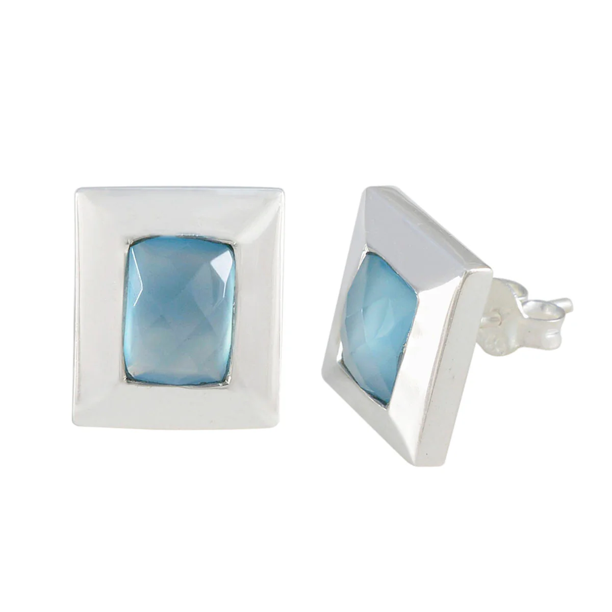 Blue Chalcedony Spanish Laura Solitaire Stud Blue Sterling Silver Earring - Image 2