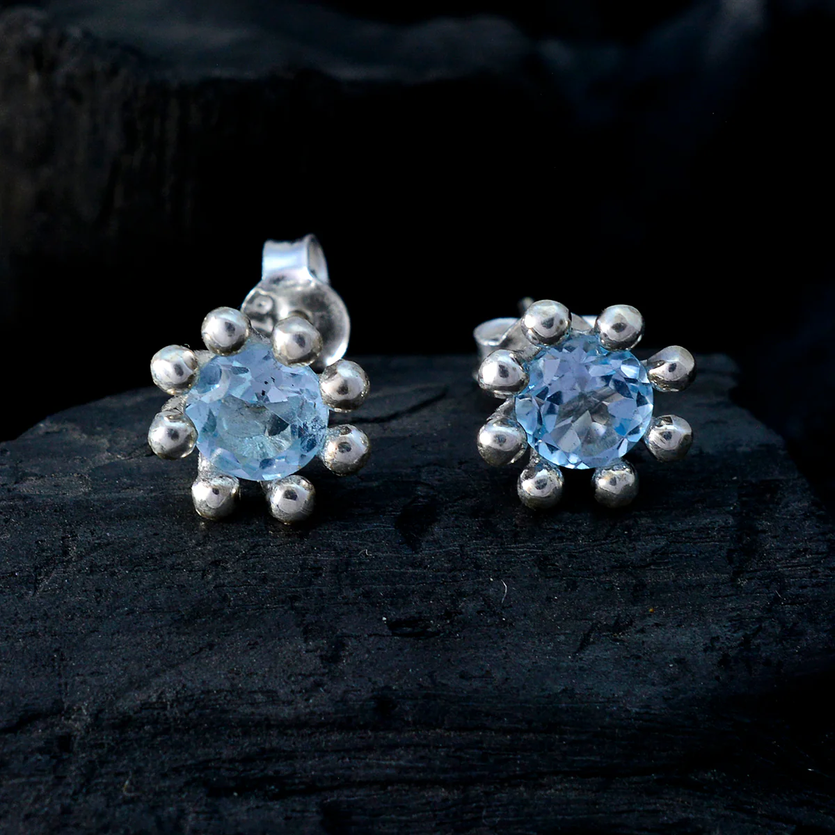 Blue topaz American Elena Solitaire Stud Blue Sterling Silver Earring - Image 3
