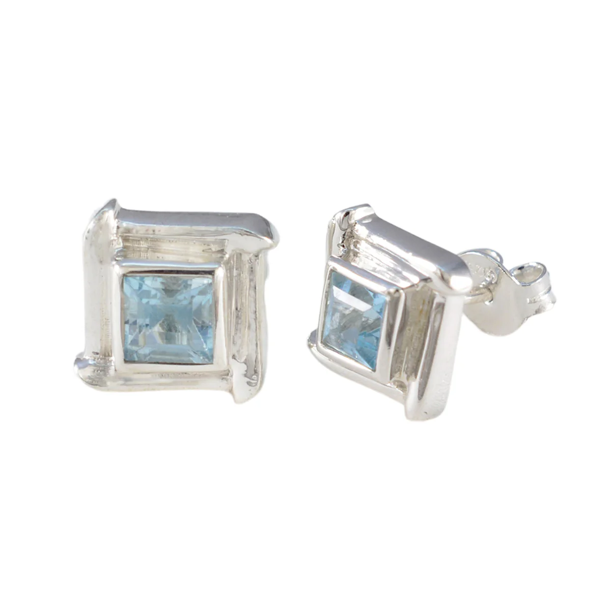 Blue Topaz Indian Dewi Solitaire Stud Blue 925 Silver Earring - Image 2