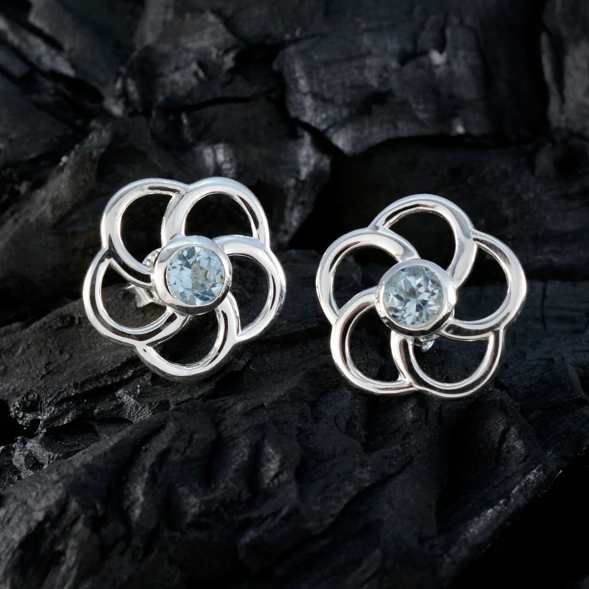 Blue Topaz Korean Mia Solitaire Stud Blue Sterling Silver Earring - Image 4
