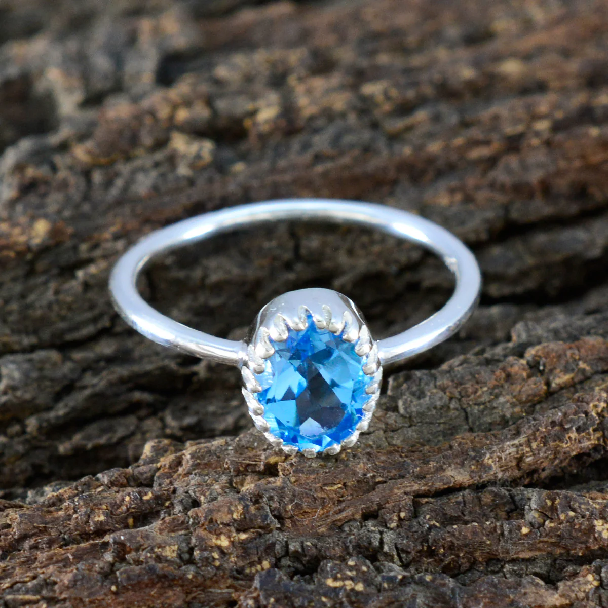 Blue Topaz Solitaire American 925 Sterling Silver Blue Gemstones Delicate Glamorous Ring Jewellery - Image 3
