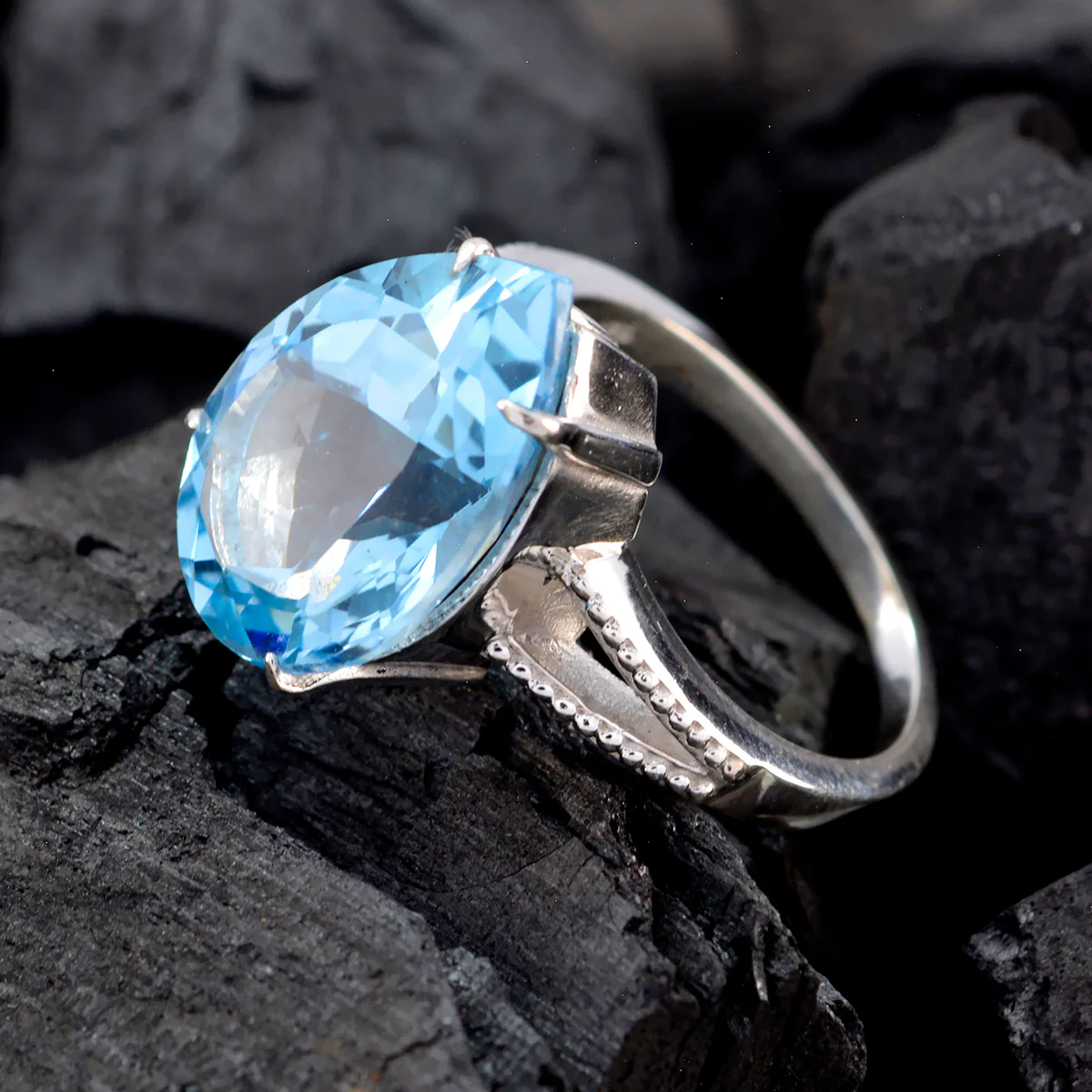 Blue Topaz Solitaire Egyptian Sterling Silver Blue Gemstones Versatile Heart Ring Jewellery - Image 4