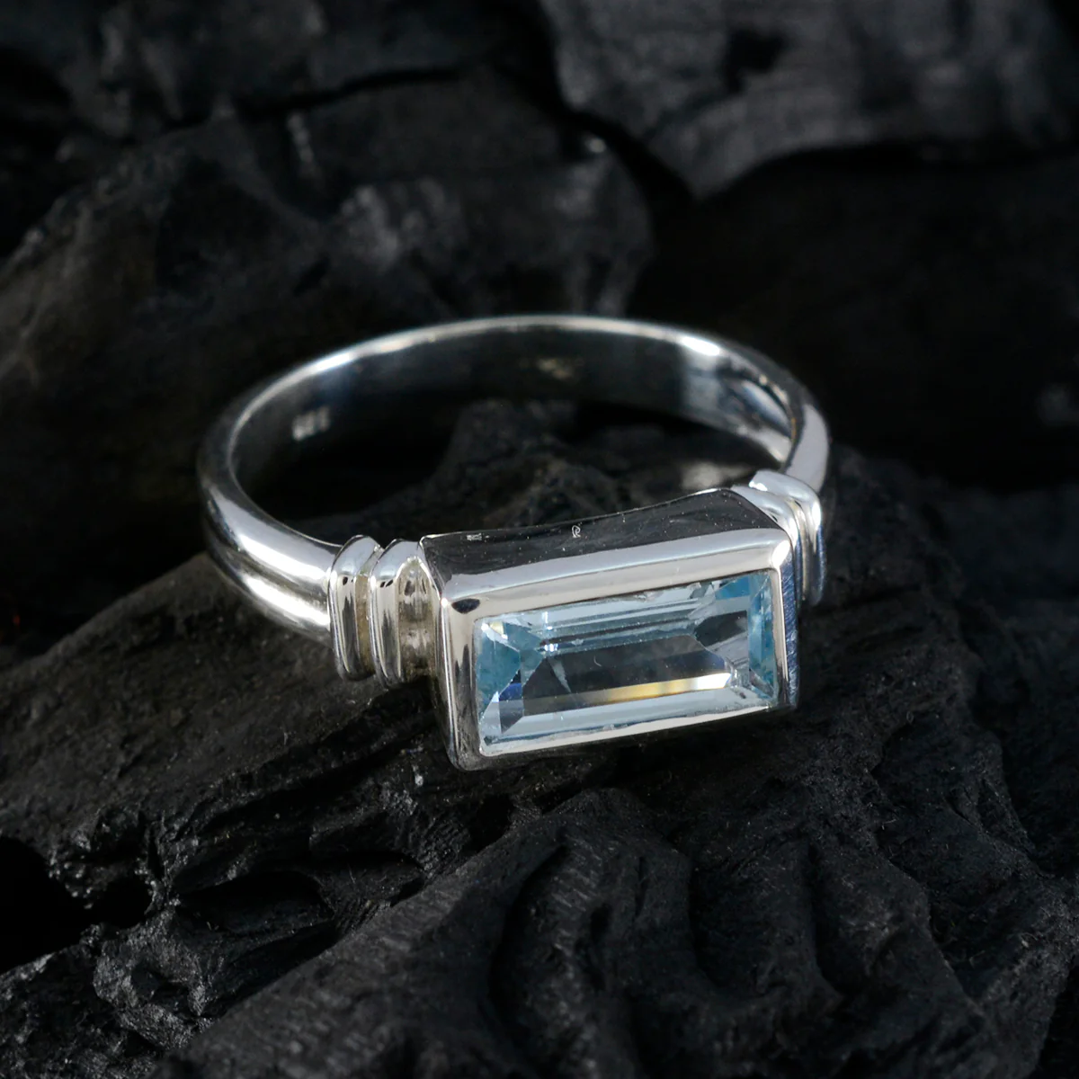 Blue Topaz Solitaire Indian 925 Sterling Silver Blue Gems Minimal Abstract Ring Jewellery - Image 4
