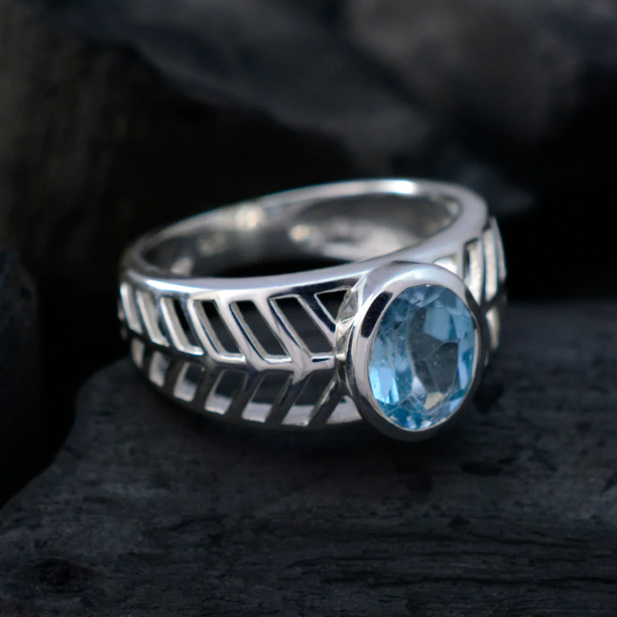 Blue Topaz Solitaire Spanish 92.5 Silver Blue Gemstone Featherlight Rope-Wire Ring Jewelry - Image 4