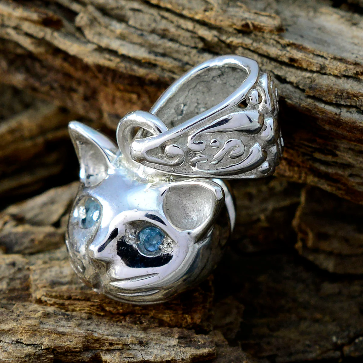 Blue Topaz Tiny Latin American Sterling Silver multiple Chloe Romantic Blue Pendant Jewellery - Image 2