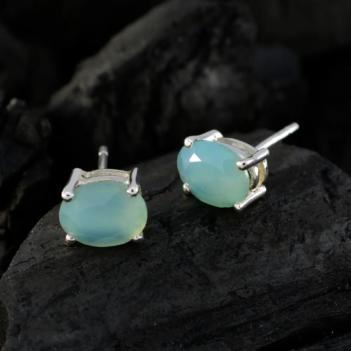 Chalcedony Middle Eastern Antonia Solitaire Stud Blue 92.5 Silver Earring - Image 2