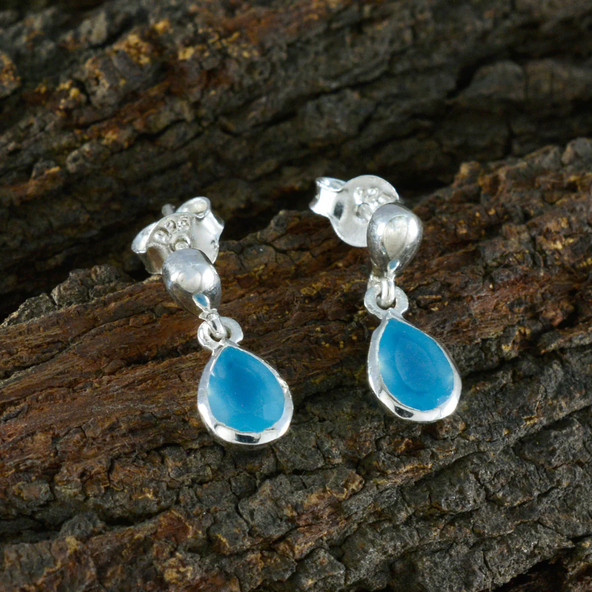 Chalcedony Moroccan Zoey Solitaire Stud Blue 925 Sterling Silver Earring - Image 3