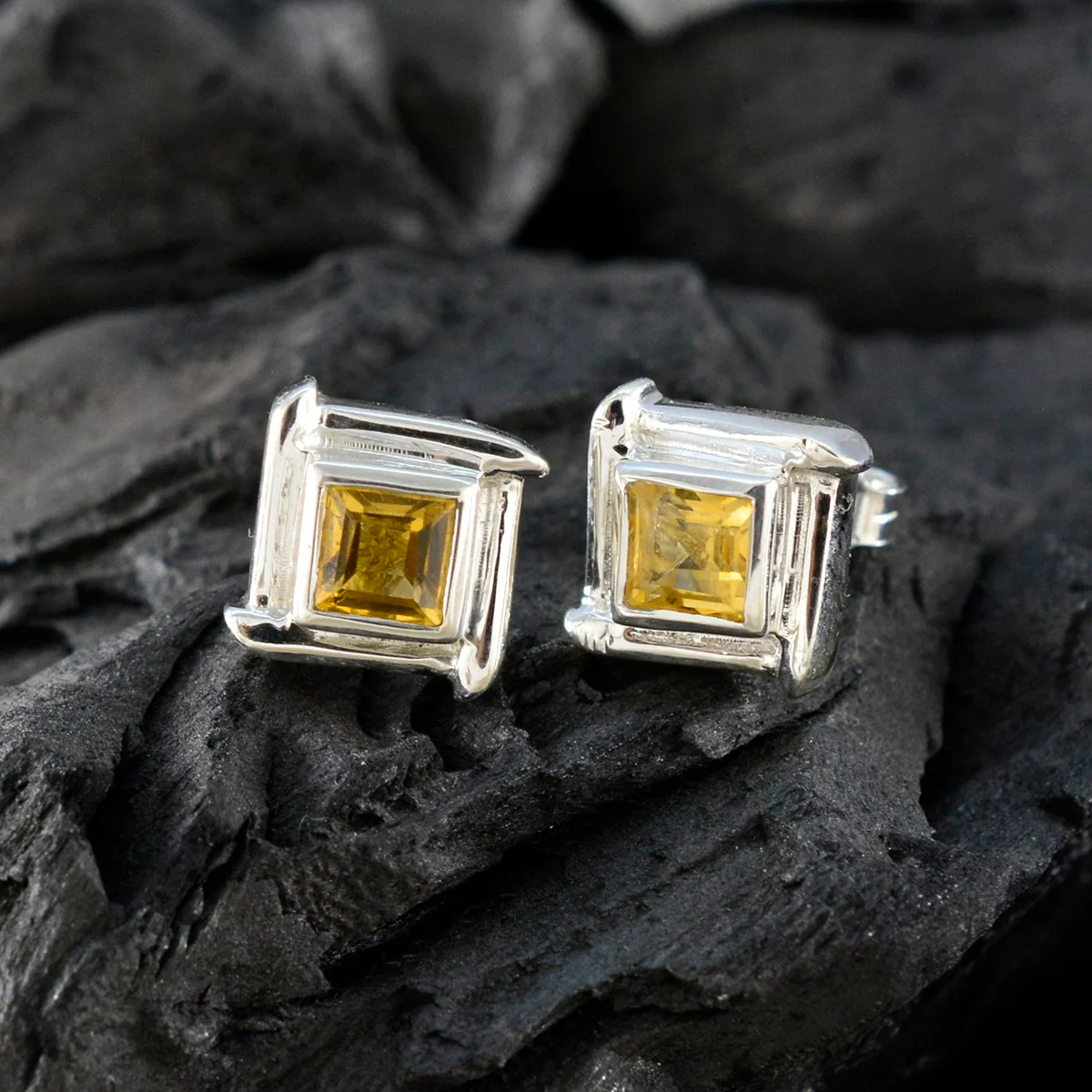 Citrine American Aiko Solitaire Stud Yellow 925 Silver Earring - Image 3