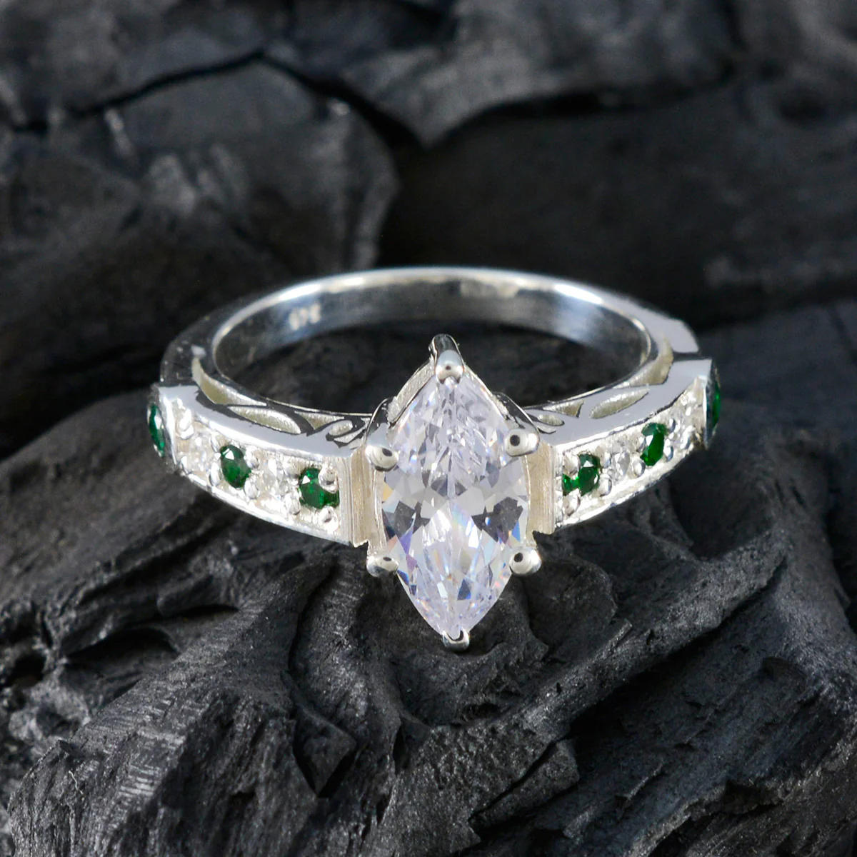 Emerald CZ Halo German 925 Silver Green Gemstone Classic Luxurious Ring Jewellery - Image 4