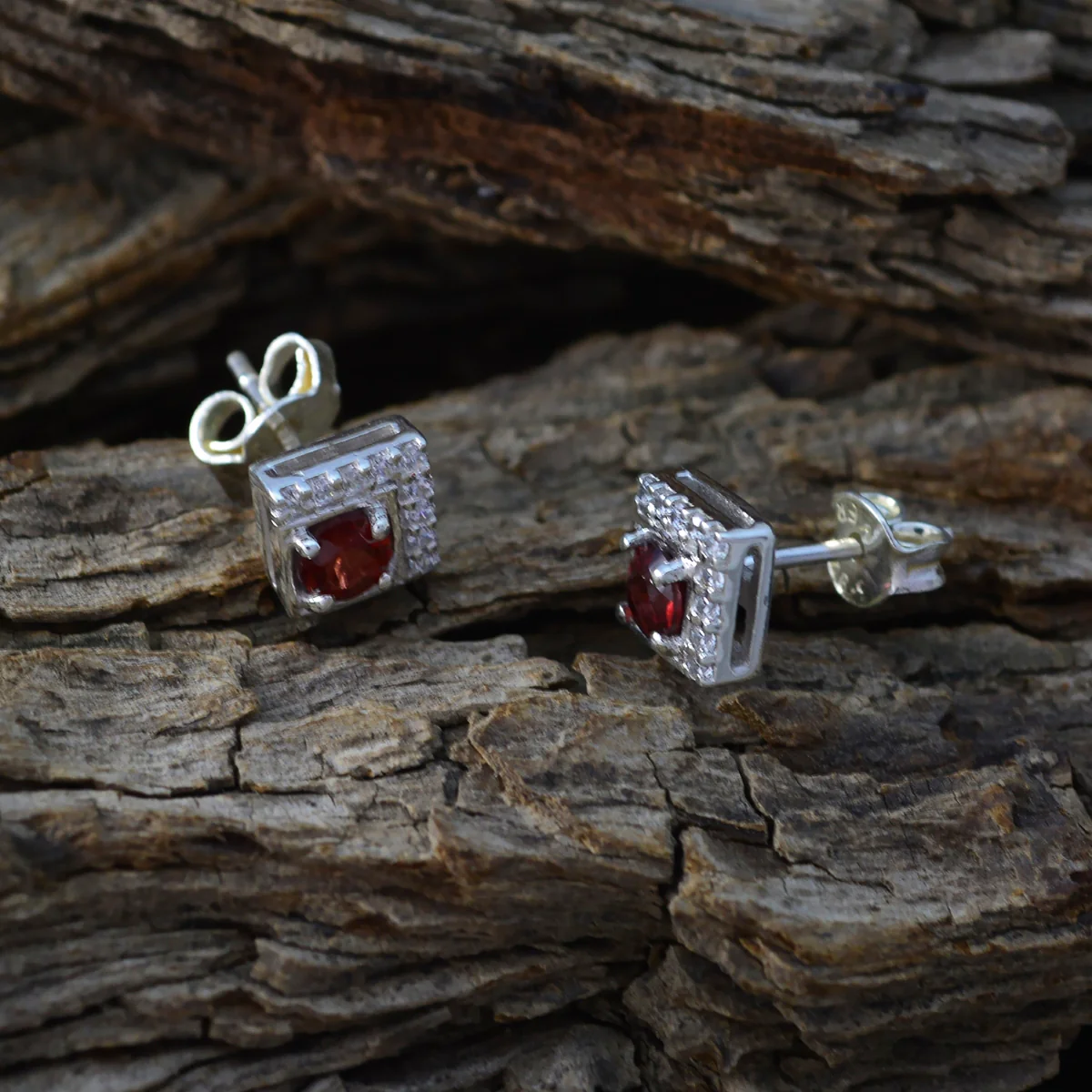 Garnet African Fernanda multiple Stud Red 925 Silver Earring - Image 3