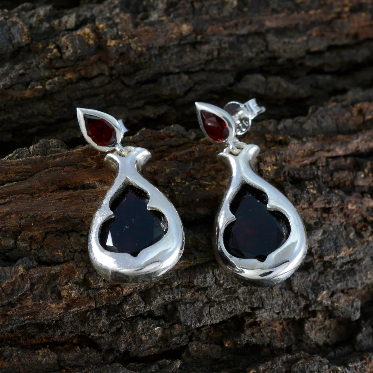 Garnet American Emilia Toi et Moi Stud Red Silver Earring - Image 3