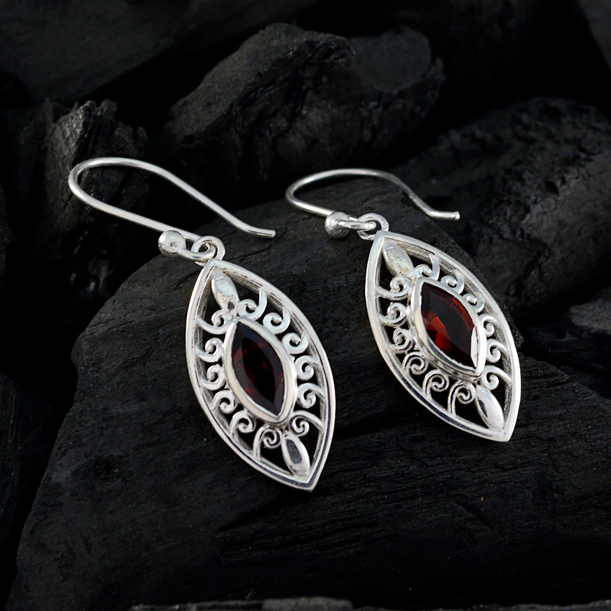 Garnet Egyptian Ida Solitaire Dangle Red 925 Silver Earring - Image 2