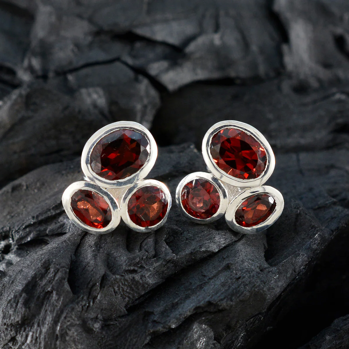 Garnet Egyptian Ji-eun multiple Stud Red 92.5 Silver Earring - Image 4