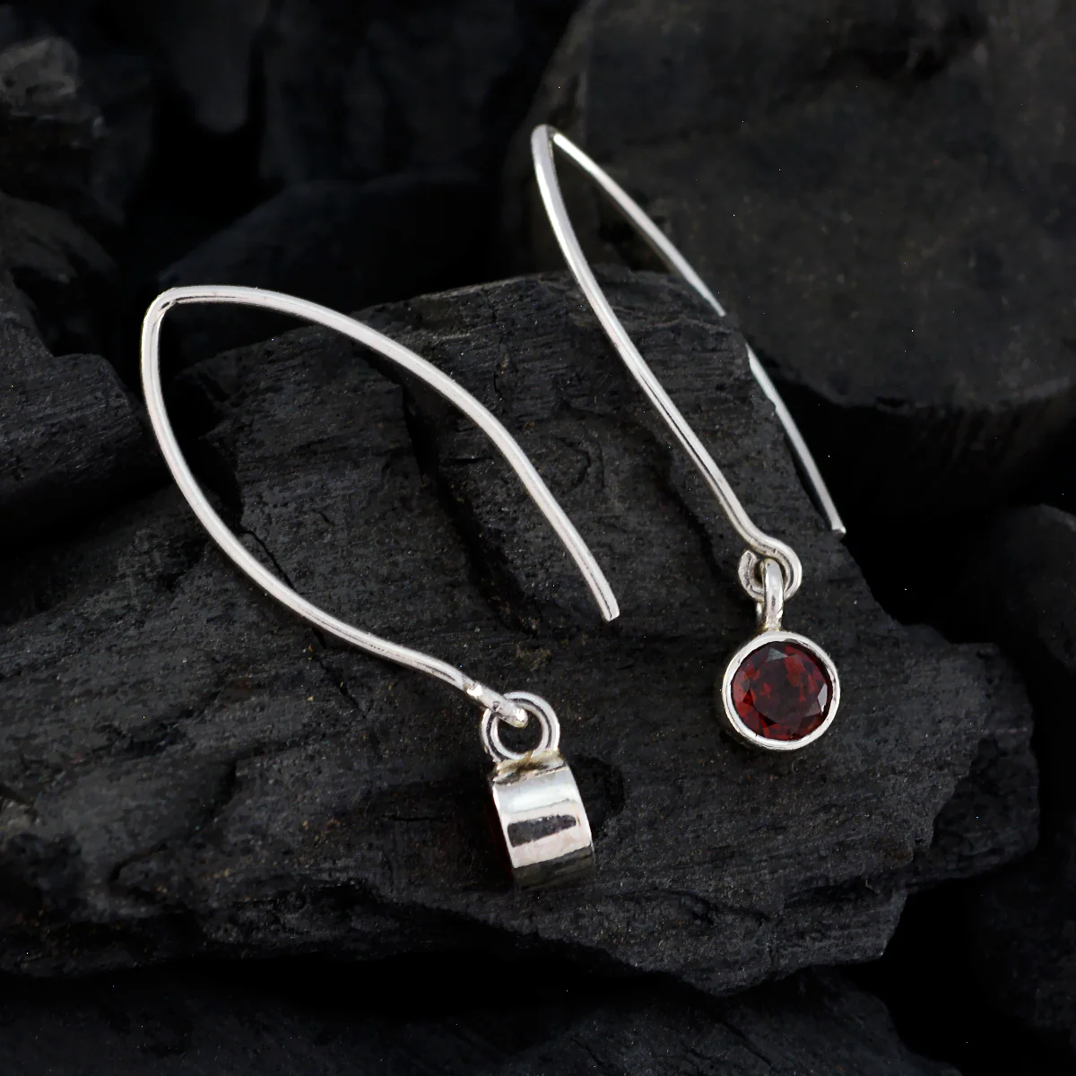 Garnet French Julia multiple Dangle Red Silver Earring - Image 2