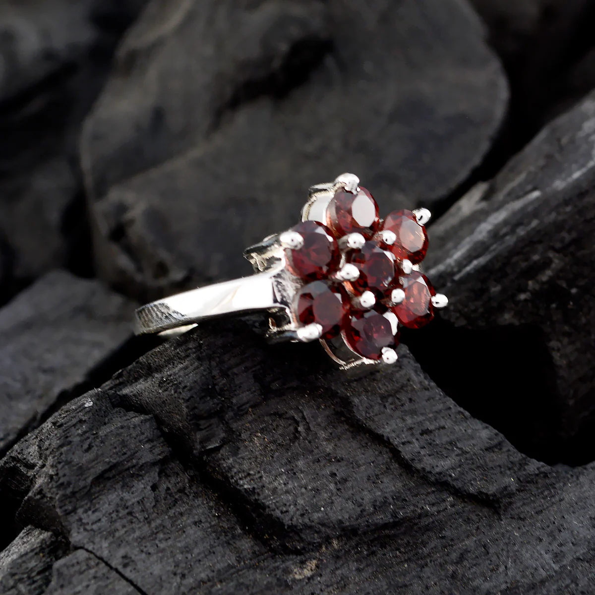 Garnet Hepta Moroccan Silver Red Gemstone Minimal Luxurious Ring Jewellery - Image 4