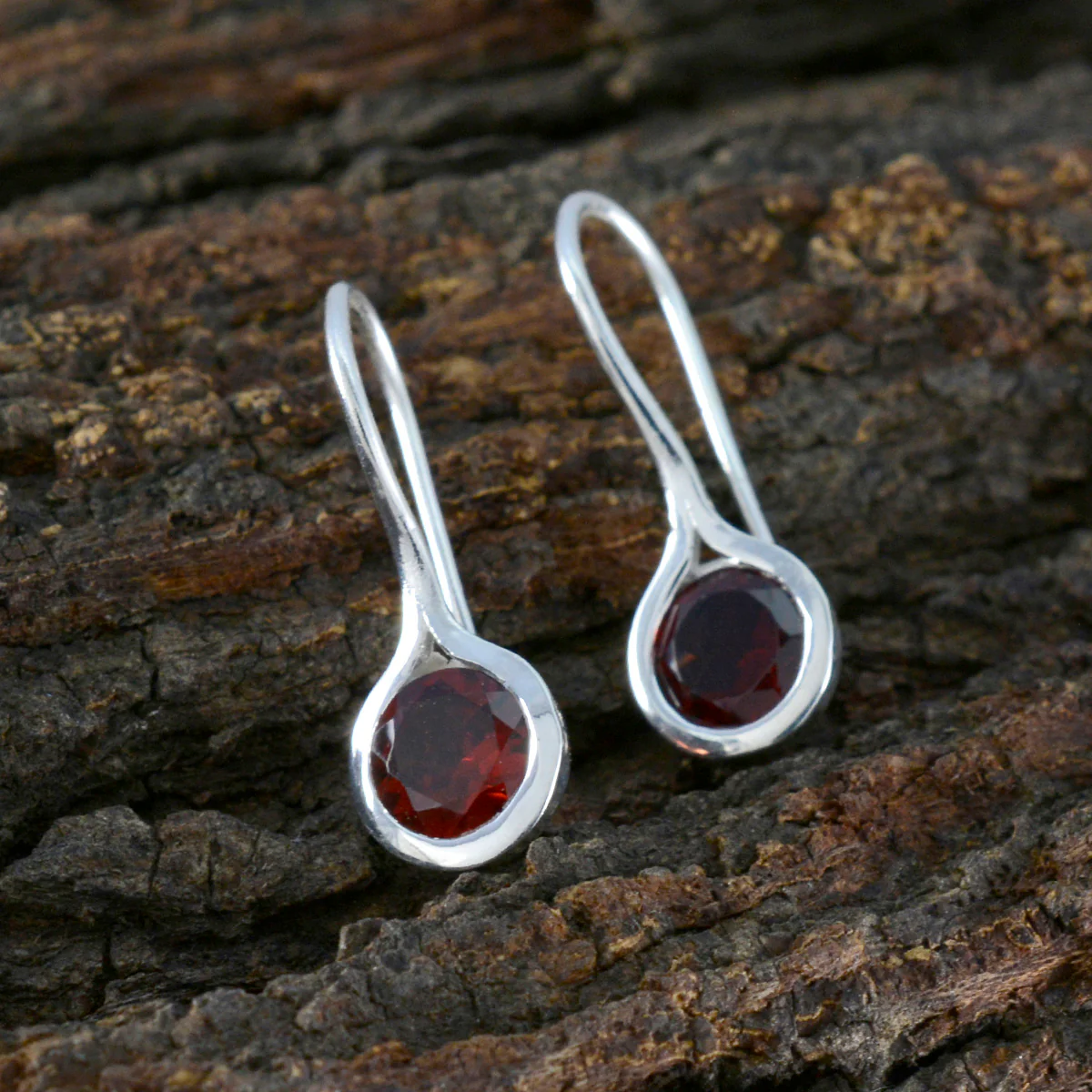 Garnet Moroccan Ines Solitaire Dangle Red 925 Sterling Silver Earring - Image 3