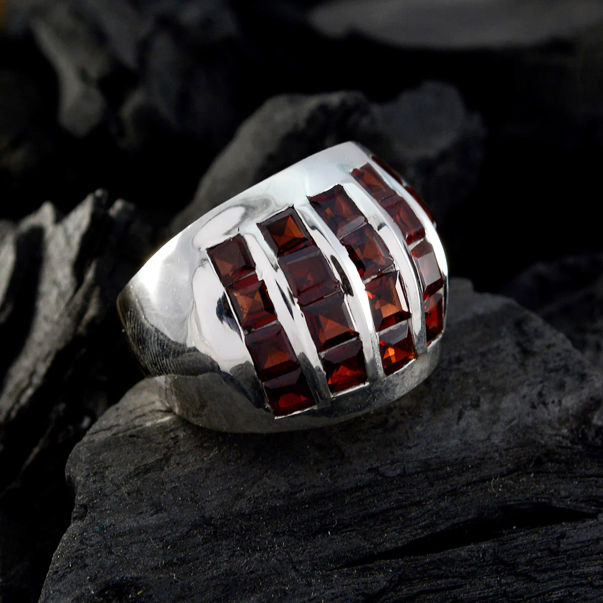 Garnet multiple Spanish Sterling Silver Red Gems Chunky antique Ring Jewellery - Image 4