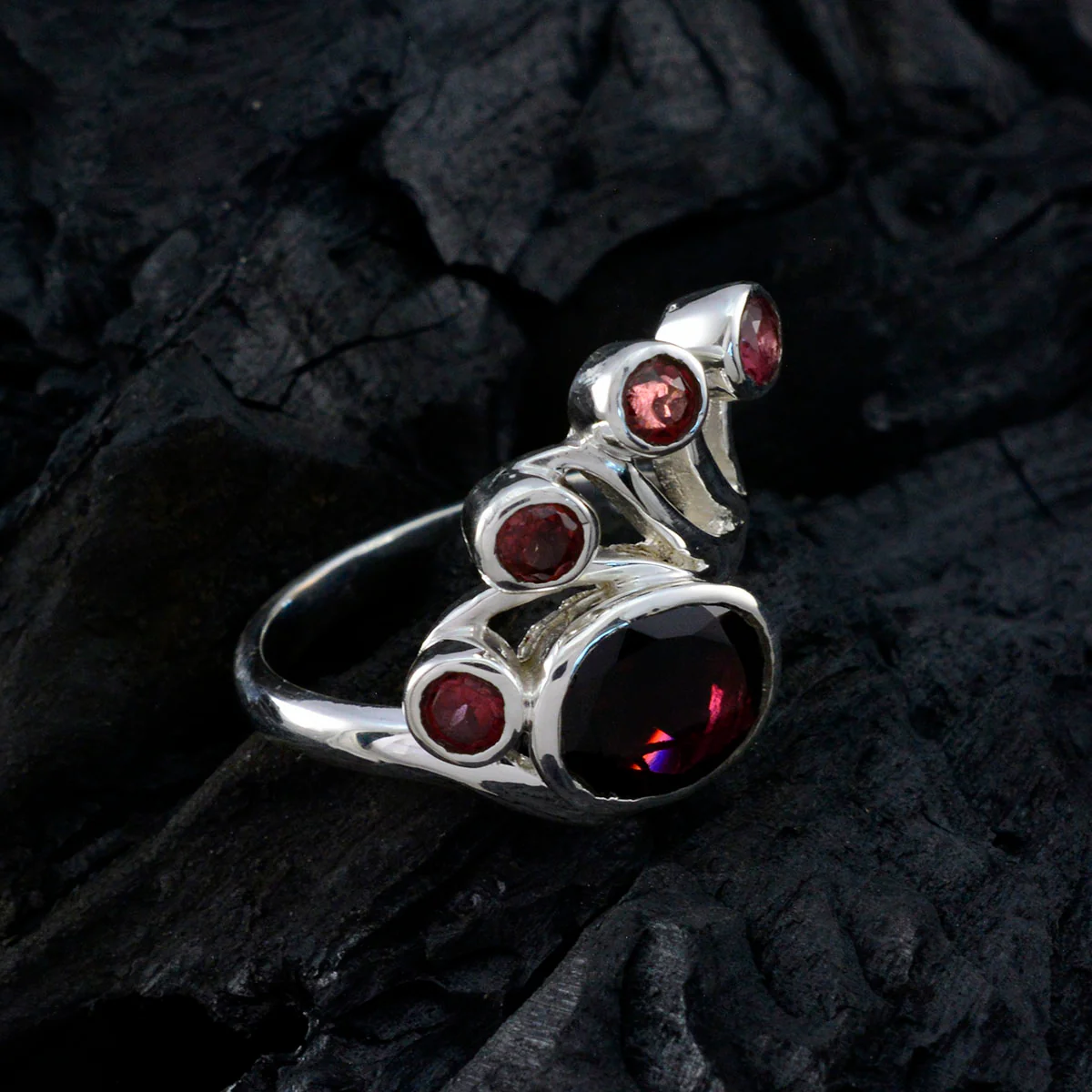 Garnet Penta African Silver Red Gems Versatile Modern Ring Jewelry - Image 5