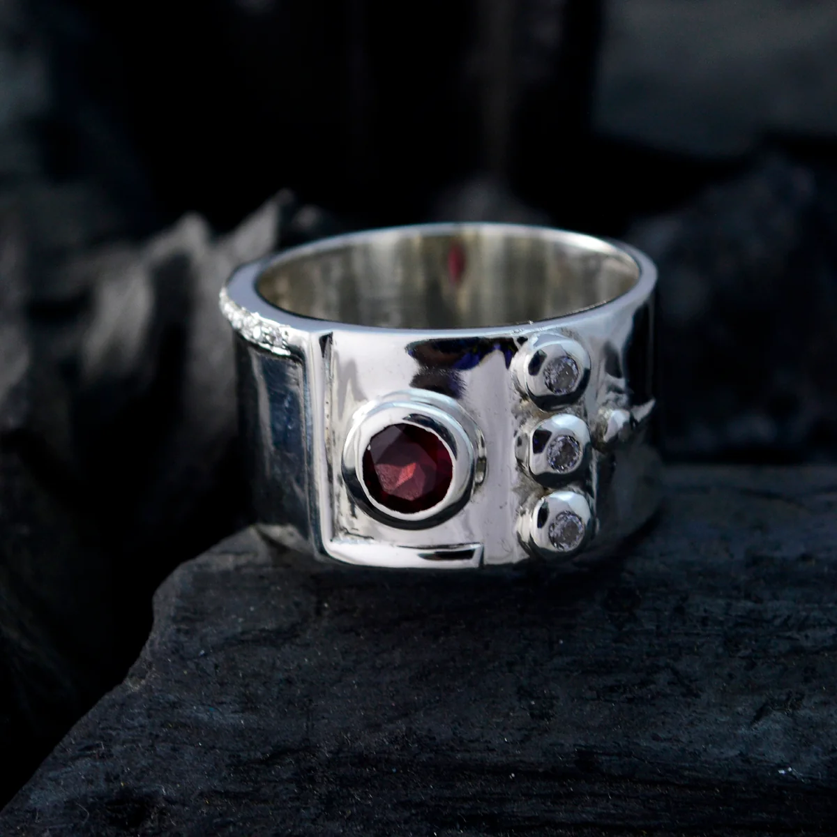 Garnet quarter Indian 92.5 Silver Red Gemstones Versatile Abstract Band Jewellery - Image 4