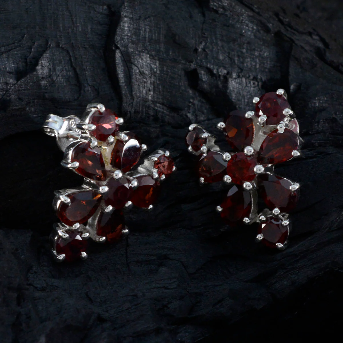 Garnet Russian Grace multiple Stud Red Silver Earring - Image 2