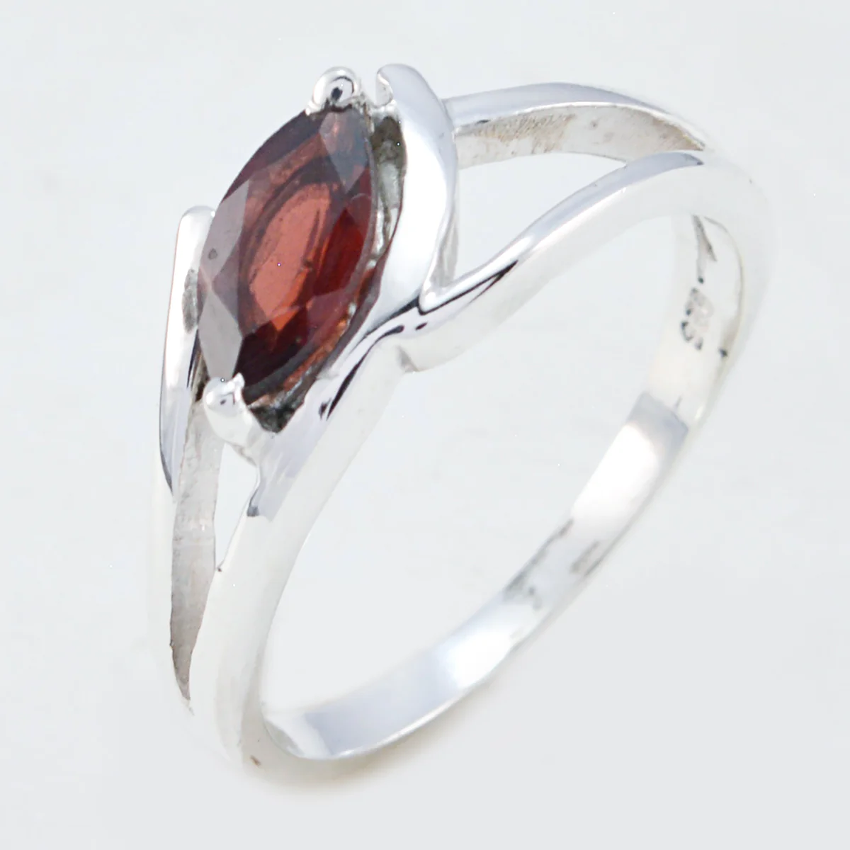 Garnet Solitaire American 92.5 Silver Red Gemstones Dainty Contemporary Ring Jewelry - Image 3