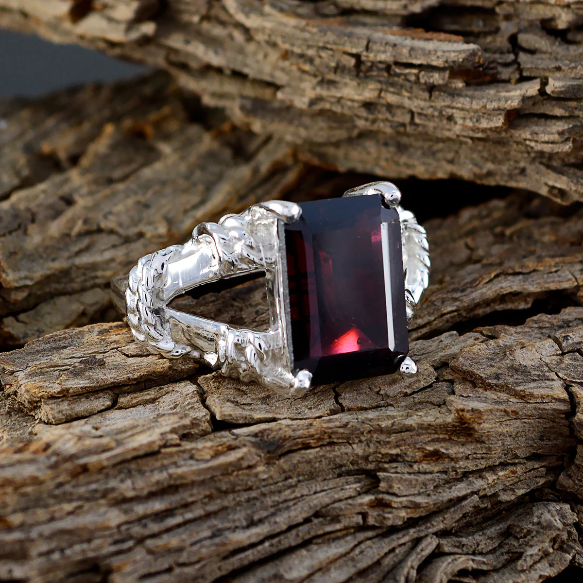 Garnet Solitaire Australian 92.5 Silver Red Gemstones Versatile Rope-Wire Ring Jewellery - Image 4