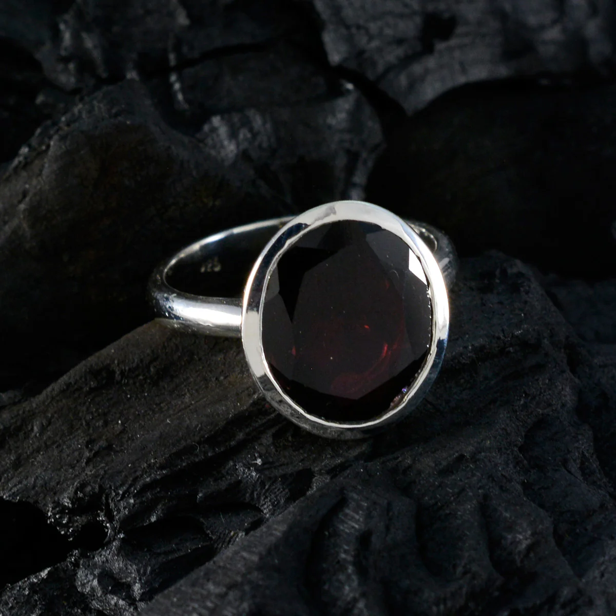 Garnet Solitaire Japanese 925 Silver Red Gemstone Whisper-thin Modern Ring Jewellery - Image 5