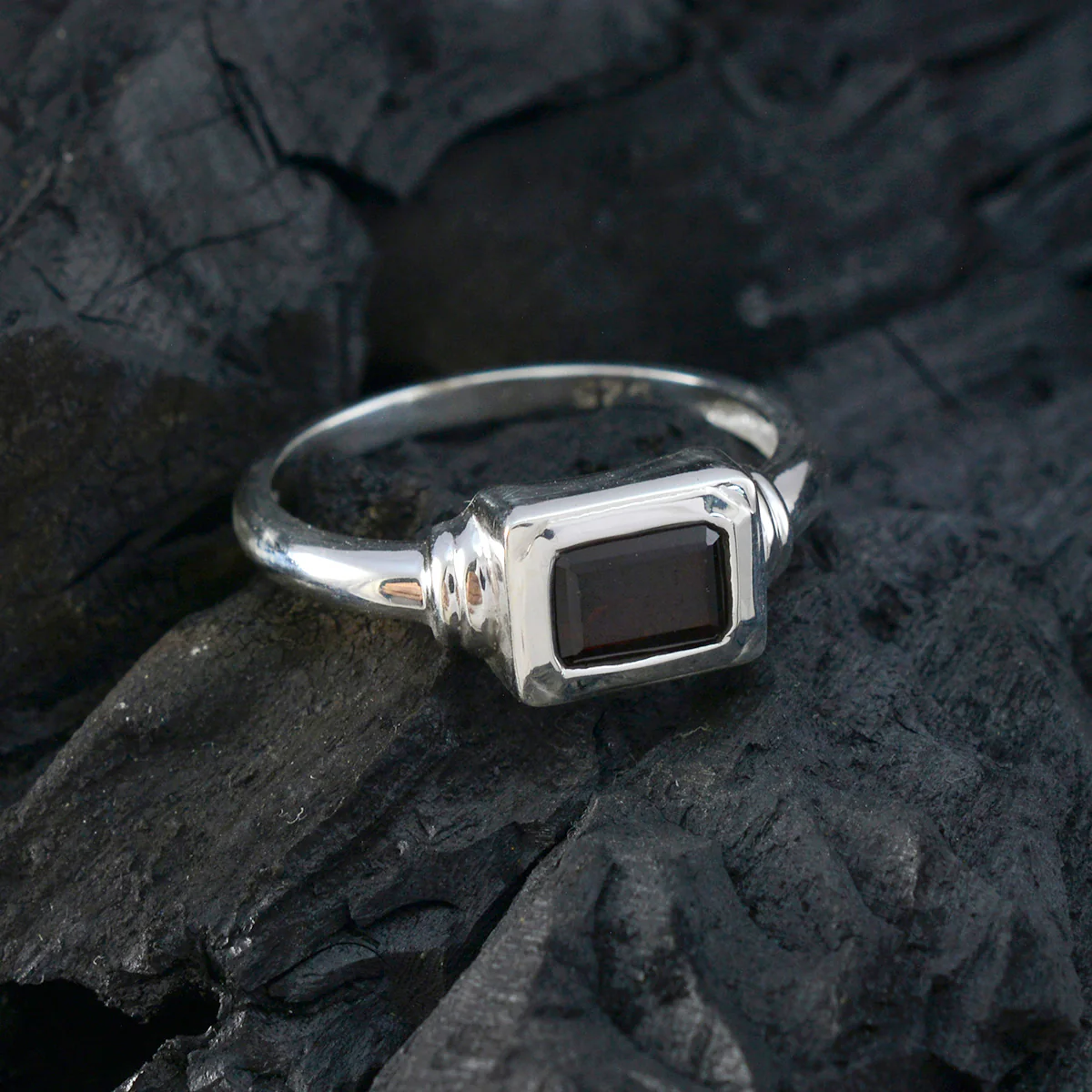 Garnet Solitaire Japanese Silver Red Gems Whisper-thin Abstract Ring Jewelry - Image 4