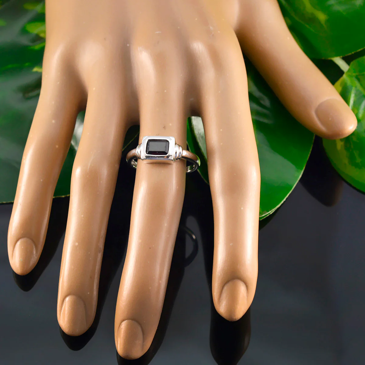 Garnet Solitaire Japanese Silver Red Gems Whisper-thin Abstract Ring Jewelry - Image 5