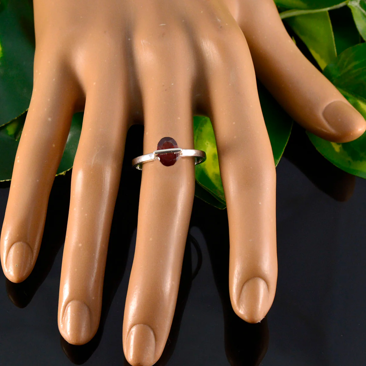 Garnet Solitaire Japanese Sterling Silver Red Gemstones Delicate Sophisticated Ring Jewellery - Image 5
