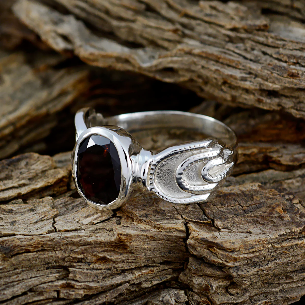 Garnet Solitaire Russian 925 Sterling Silver Red Gemstones Mid-weight Feminine Ring Jewelry - Image 4