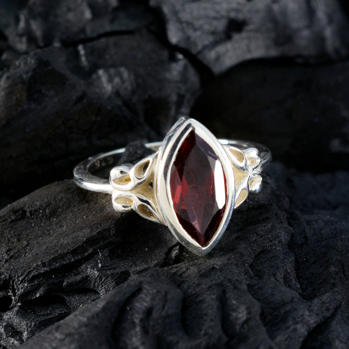 Garnet Solitaire Turkish 925 Silver Red Gems Whisper-thin Claddagh Ring Jewelry - Image 4