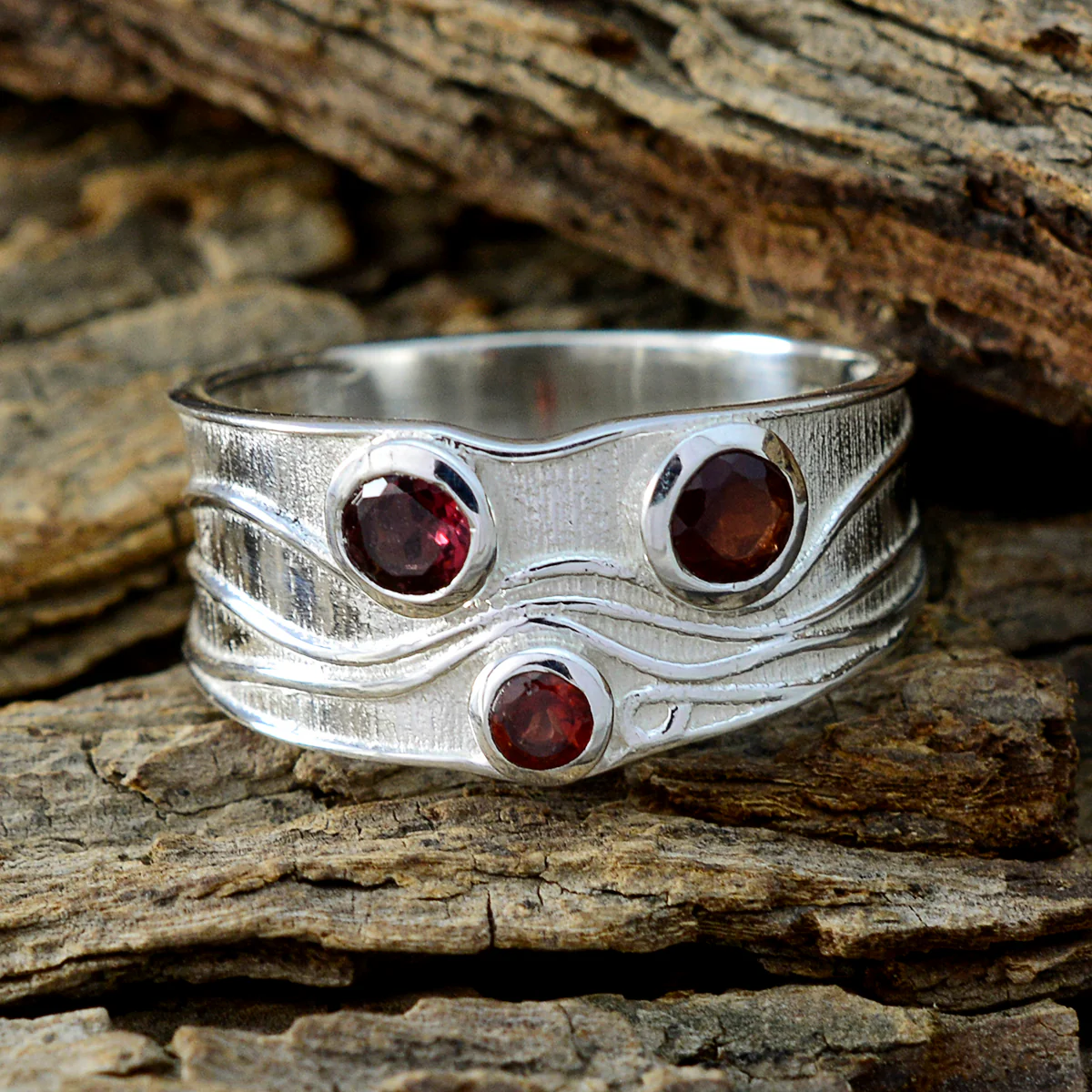 Garnet Trilogy German 925 Sterling Silver Red Gemstone Tiny Love Ring Jewelry - Image 3